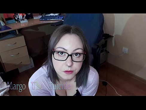 ❤️ Keçika seksî ya bi şûşeyan Dildo bi kûrahî li kamerayê dimije Pornoya spehî li porno ku.pornokey.ru ❌